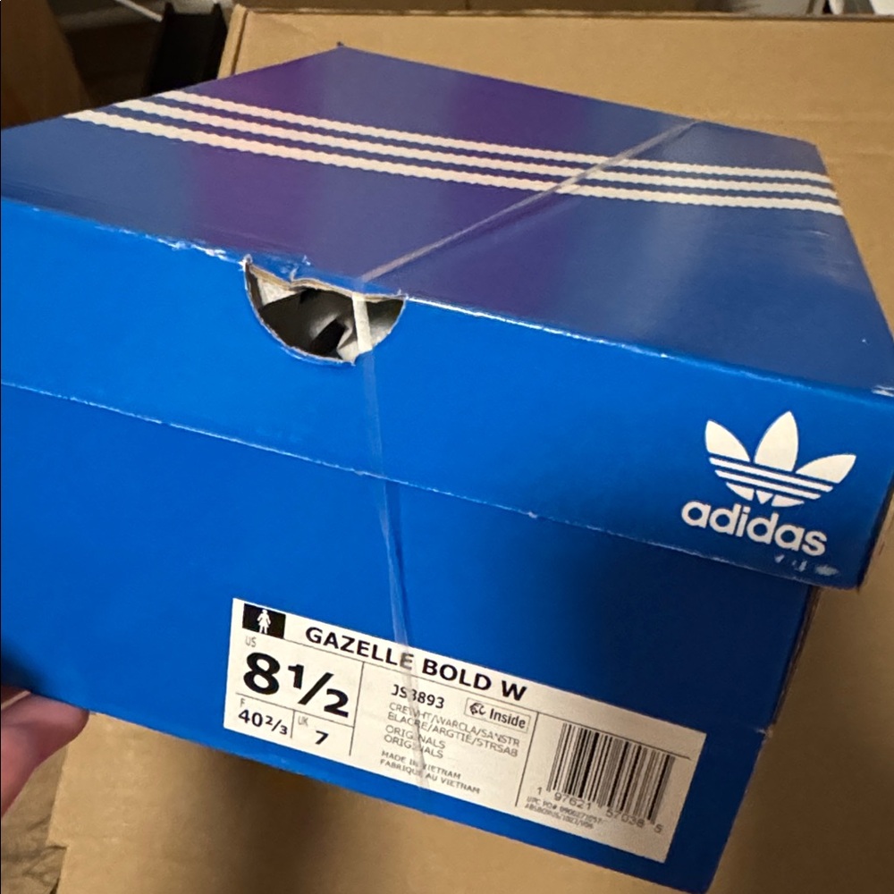 BNWT! Adidas Gazelle Bold Platform Sneaker (women) Cream White / Clay / Sand - Picture 8 of 9